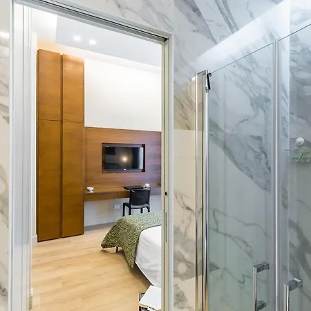 Civico 33 לינה וארוחת בוקר 4*