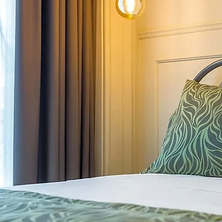 Civico 33 Bed & Breakfast Naples