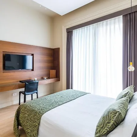 Civico 33 4* نابولي