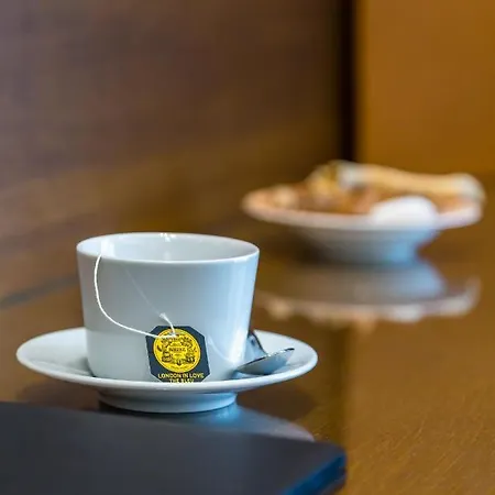 Civico 33 نابولي