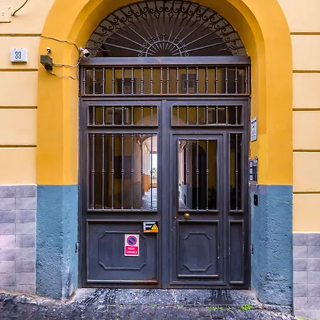 Civico 33 فندق مبيت وإفطار